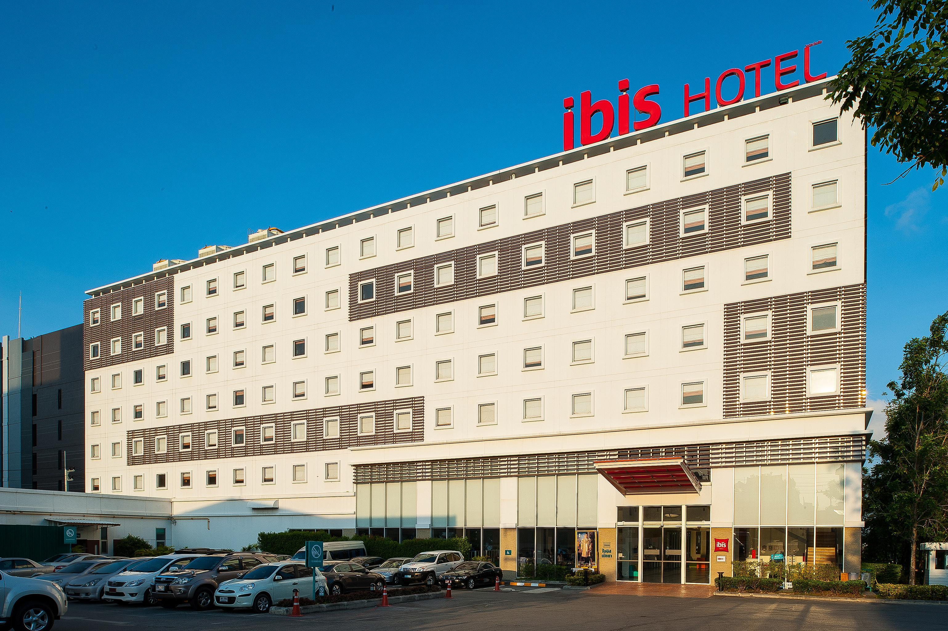 Ibis Pattaya Hotel Exterior foto