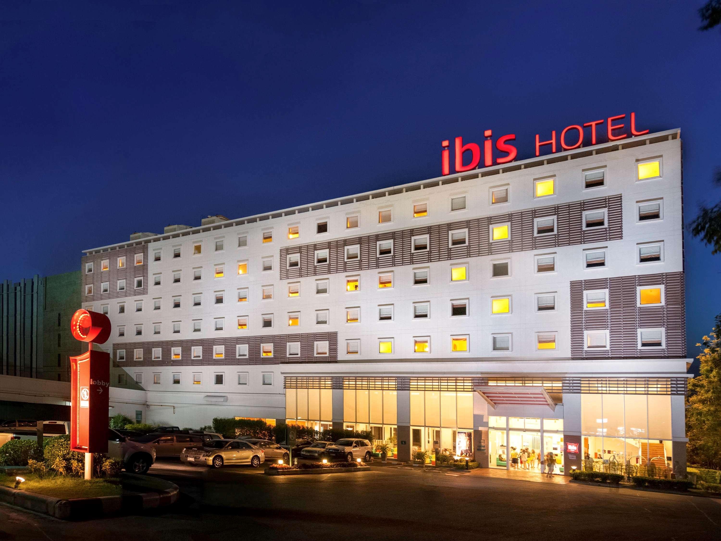 Ibis Pattaya Hotel Exterior foto