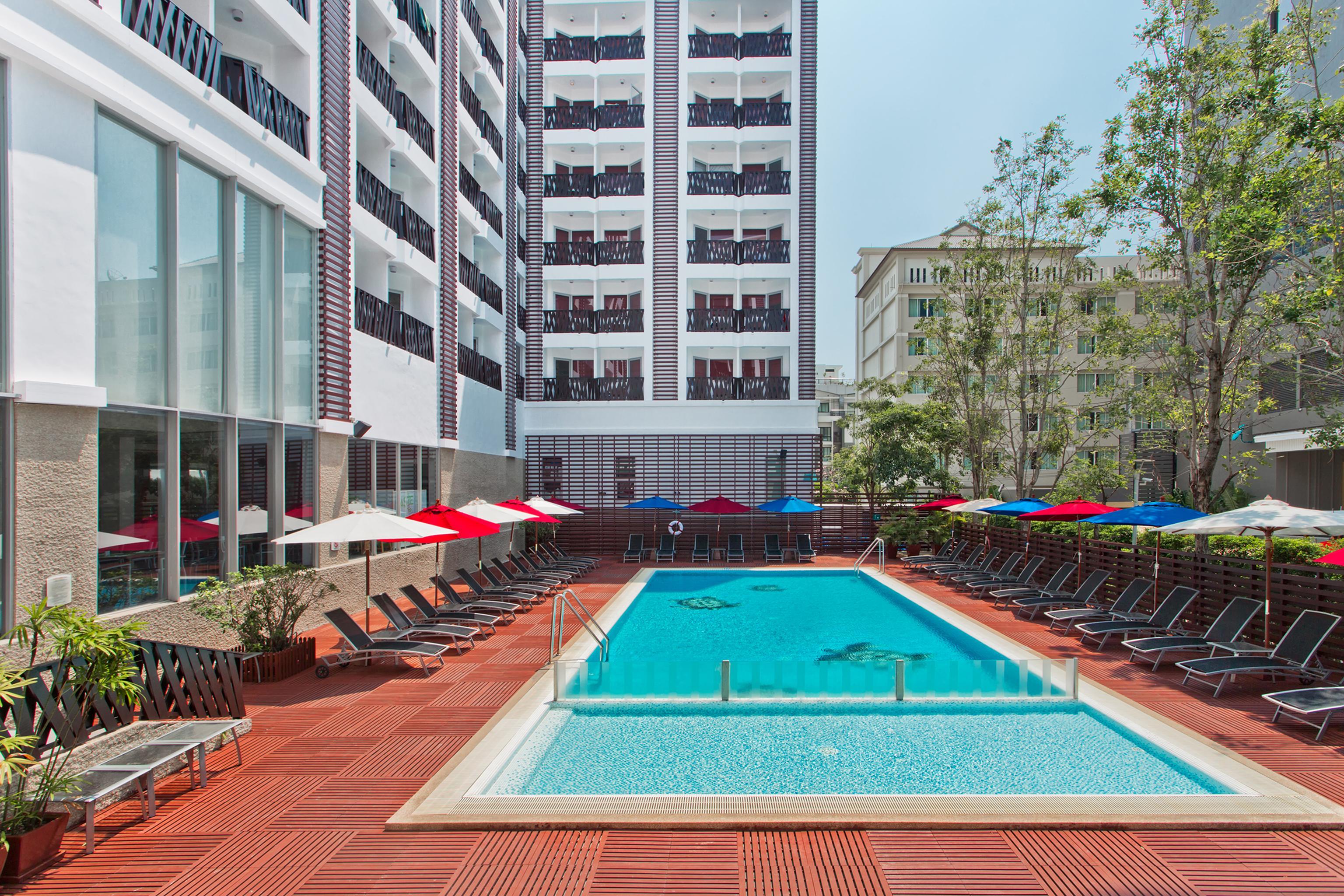 Ibis Pattaya Hotel Exterior foto